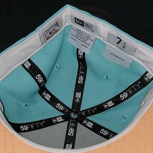 Hatclub fitted - Picture 3 of 4